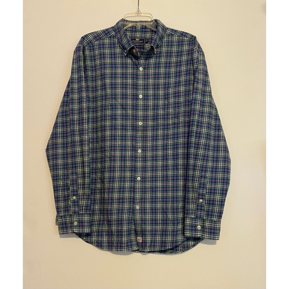 EUC Vineyard Vines Murray Shirt
Classic Fit Plaid Flannel SZ L
